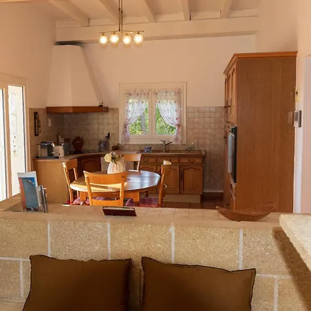 La Capitelle - Avec Piscine *