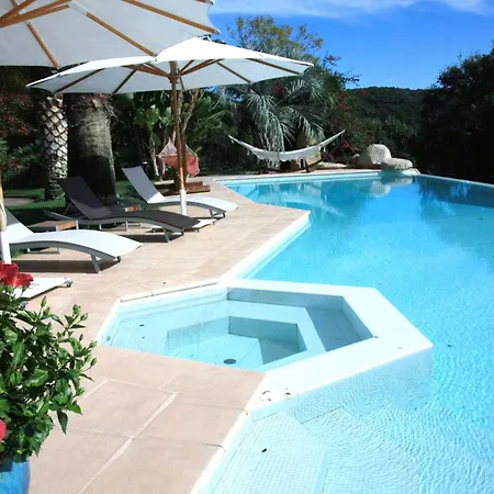 La Capitelle - Avec Piscine